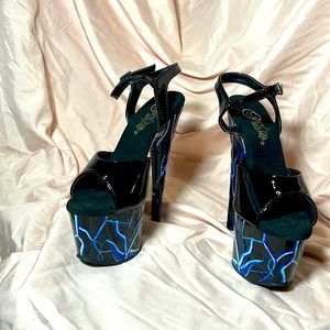 NWT Pleaser heels 7” style ADO709NLB